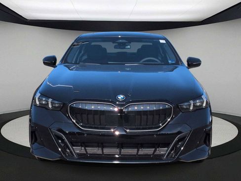 New 2026 BMW 530i xDrive 530i xDrive w/ M Sport Package image 3