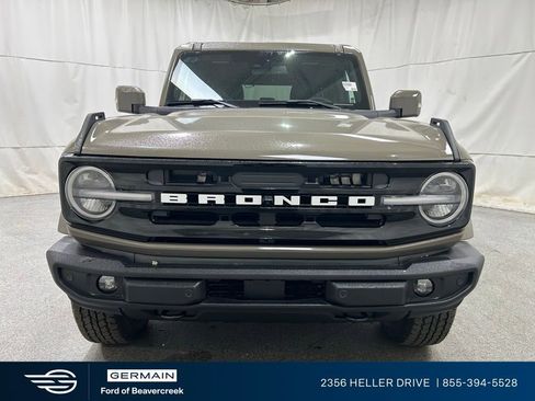 New 2025 Ford Bronco Outer Banks image 3
