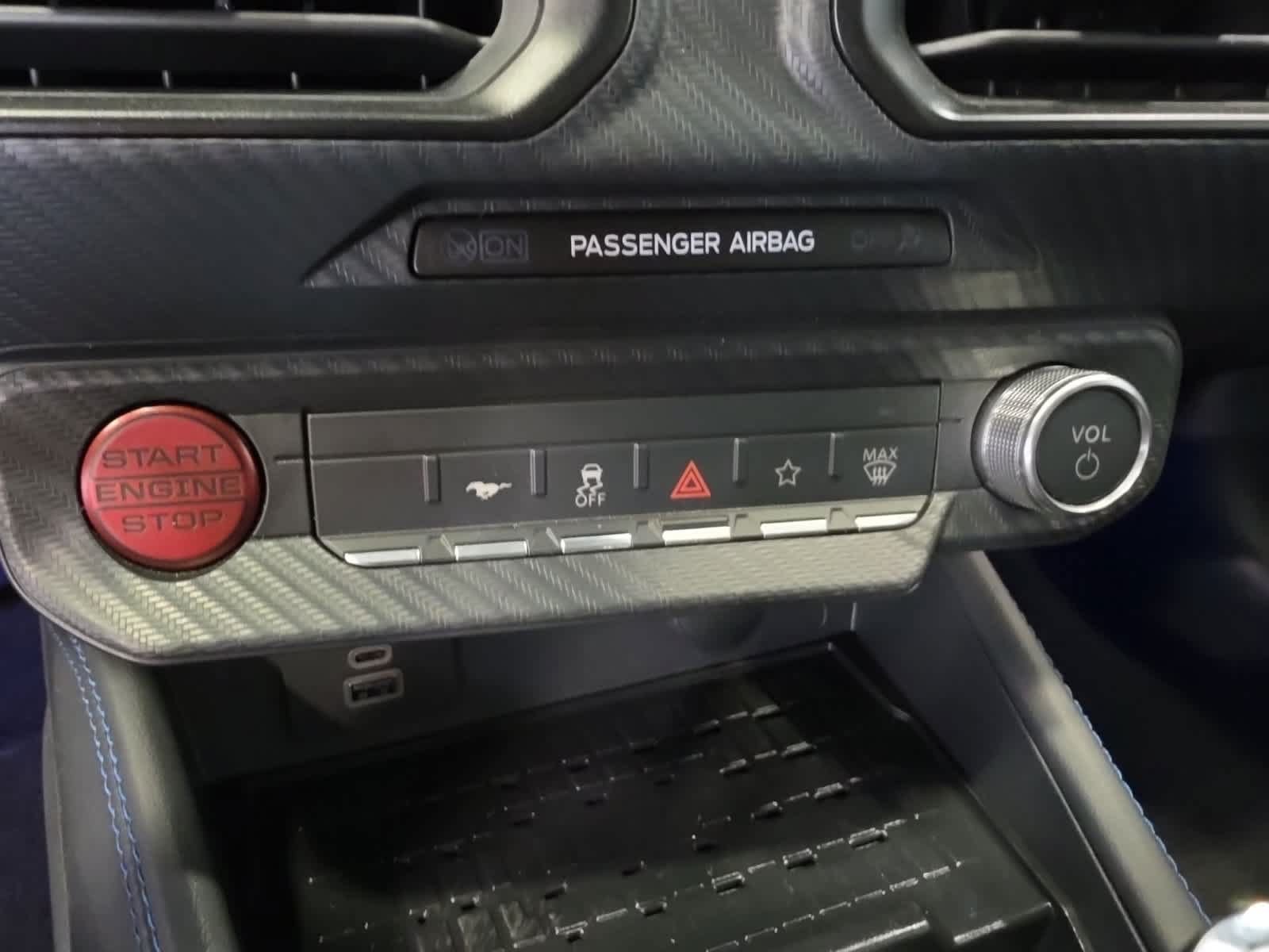 Used 2024 Ford Mustang Dark Horse RWD image 27