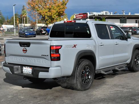 Used 2023 Nissan Frontier Pro-X w/ Pro-X Premium Package image 8