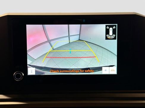 Certified 2025 Toyota Tacoma SR5 image 11