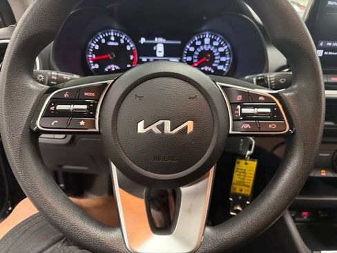 Used 2023 Kia Forte LXS FWD image 21