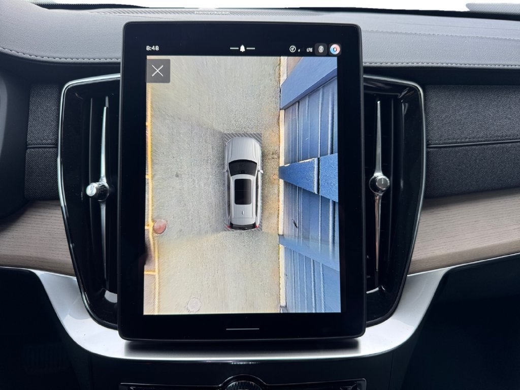 New 2027 Volvo XC90 T8 Plus AWD/4WD image 23