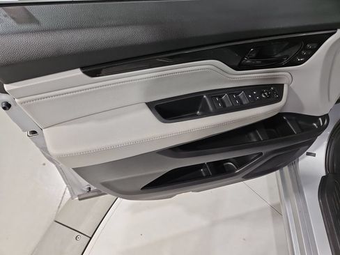 Used 2018 Honda Odyssey Elite image 10