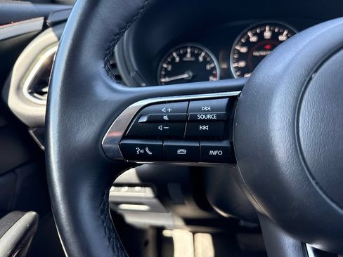 Used 2025 MAZDA CX-30 AWD 2.5 S w/ Preferred Package image 15