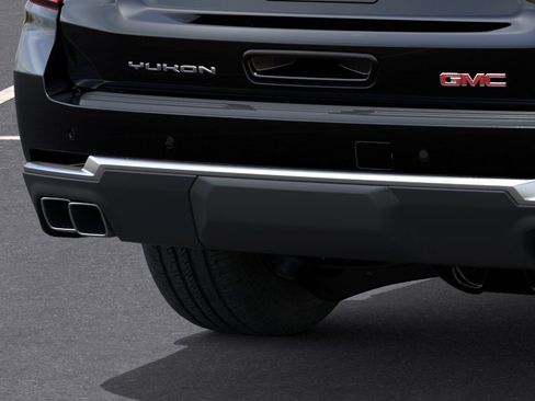 New 2026 GMC Yukon Denali w/ Sun & Power Step Package AWD/4WD image 38