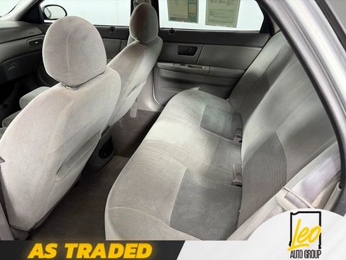 Used 2003 Ford Taurus SES FWD image 11