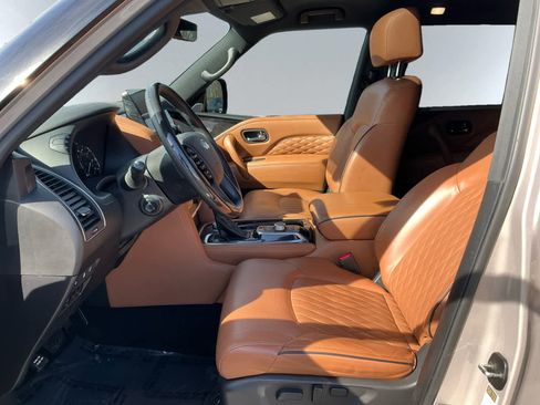 Used 2023 INFINITI QX80 Sensory w/ Cargo Package AWD/4WD image 7