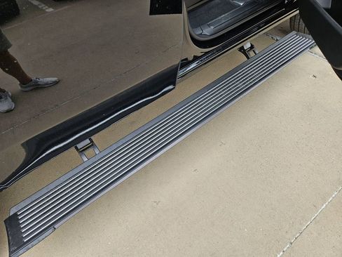 New 2026 Jeep Grand Wagoneer Limited AWD/4WD image 8