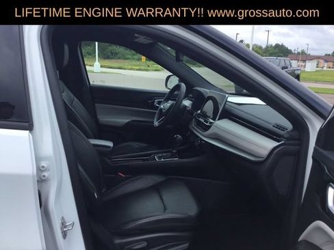 Certified 2025 Jeep Compass Limited AWD/4WD image 15