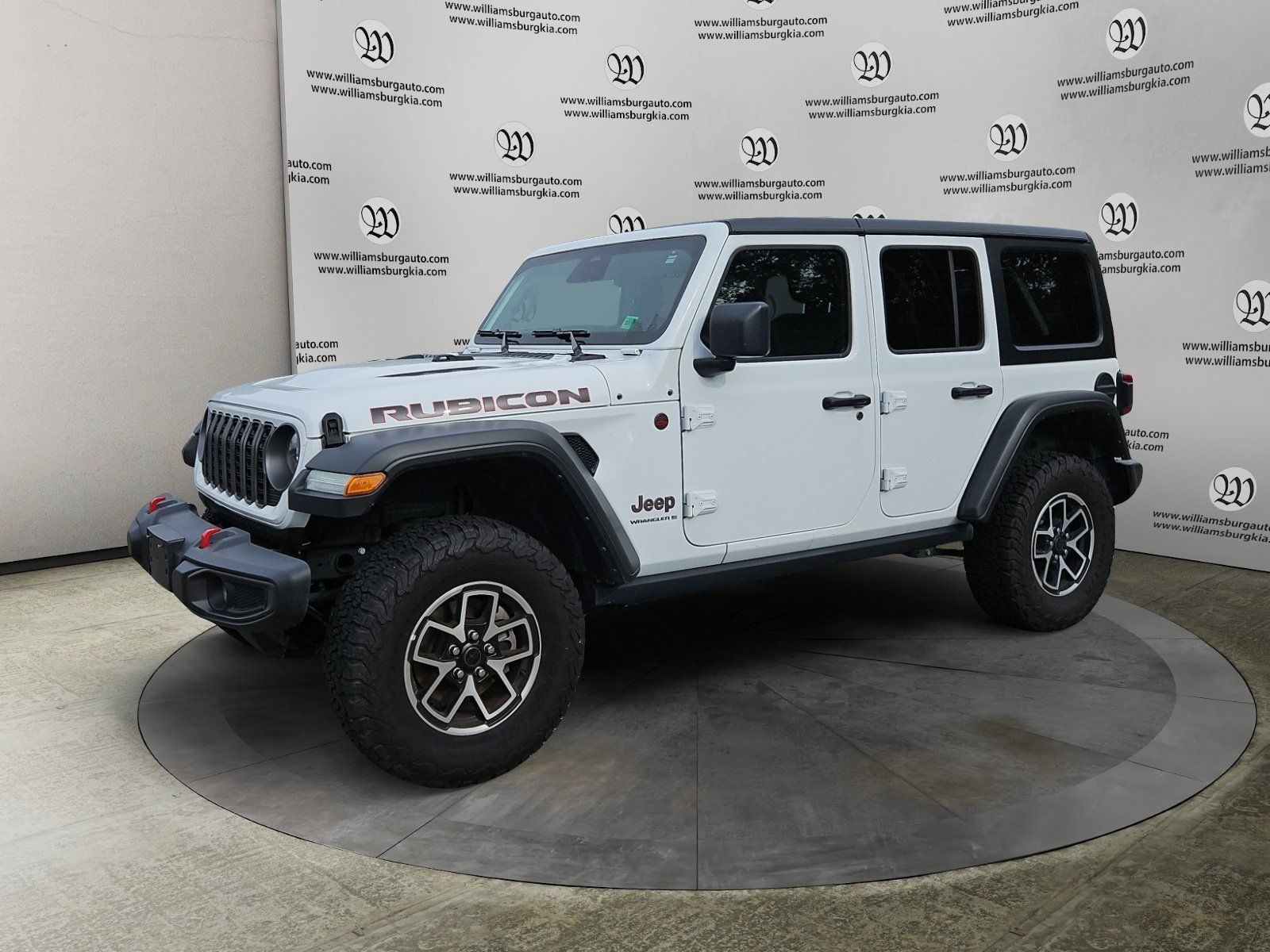 Used 2026 Jeep Wrangler Unlimited Rubicon AWD/4WD image 1
