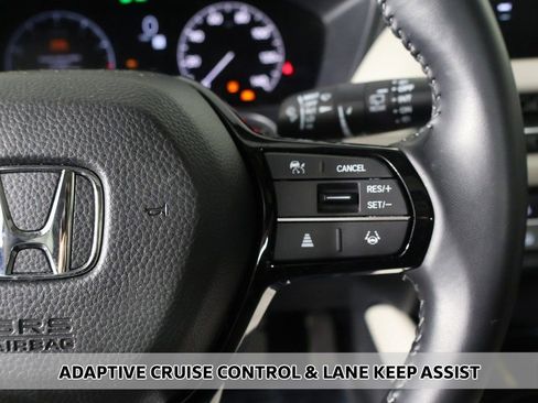 Used 2025 Honda HR-V EX-L image 4