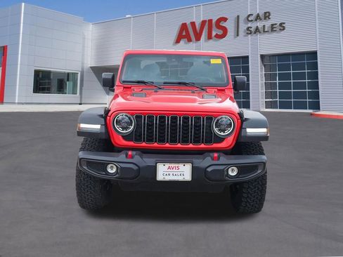 Used 2025 Jeep Wrangler Unlimited Rubicon image 10