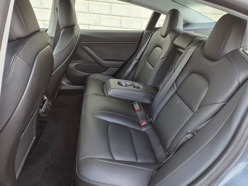 Used 2020 Tesla Model 3 Long Range image 35