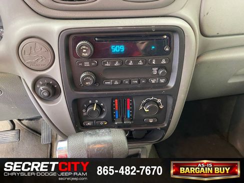 Used 2007 Chevrolet TrailBlazer LS w/ LS Preferred Equipment Group RWD image 22