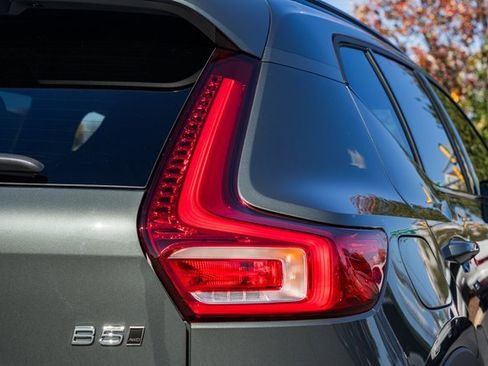 New 2026 Volvo XC40 B5 Ultra w/ Protection Package Premier image 6