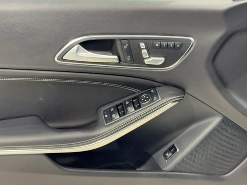 Used 2017 Mercedes-Benz CLA 250 image 19