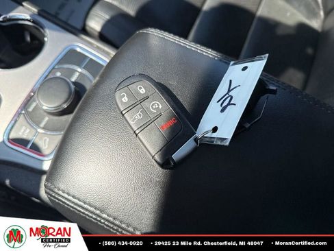 Used 2020 Jeep Grand Cherokee Limited w/ Luxury Group II AWD/4WD image 34
