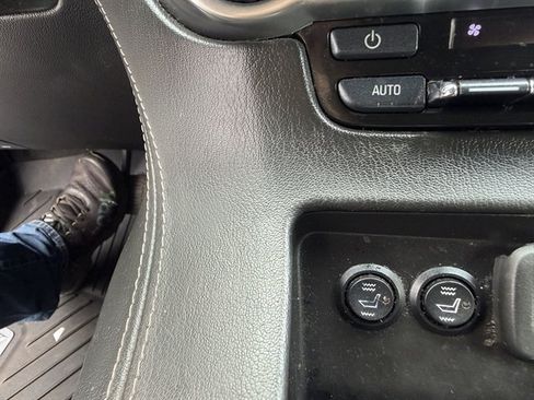 Used 2019 Chevrolet Tahoe LS w/ Enhanced Driver Alert Package AWD/4WD image 17