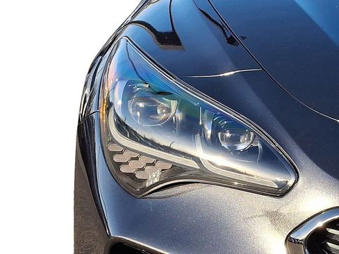 Used 2019 Kia Stinger GT1 image 10