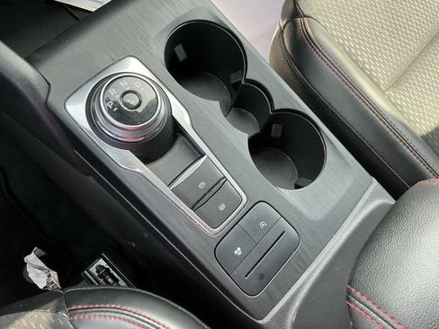 Used 2025 Ford Escape ST-Line AWD/4WD image 19