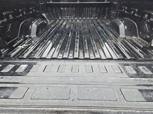 Used 2022 Chevrolet Silverado 2500 Custom w/ Custom Convenience Package image 24