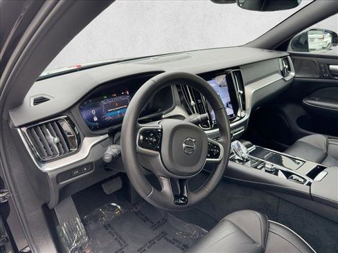 Certified 2024 Volvo S60 T8 Plus image 10