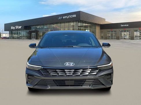 Used 2026 Hyundai Elantra SEL Sport Premium FWD image 12