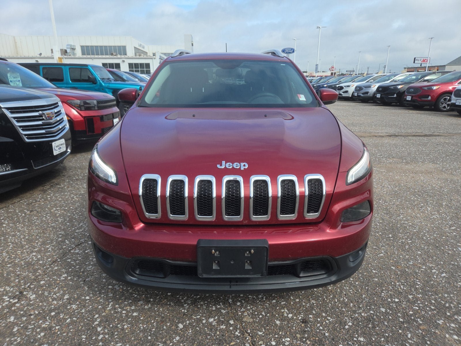 Used 2017 Jeep Cherokee Latitude w/ Safety/Convenience Group FWD image 7