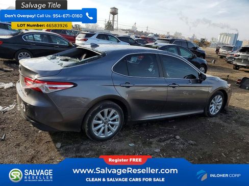 Used 2019 Toyota Camry LE image 4
