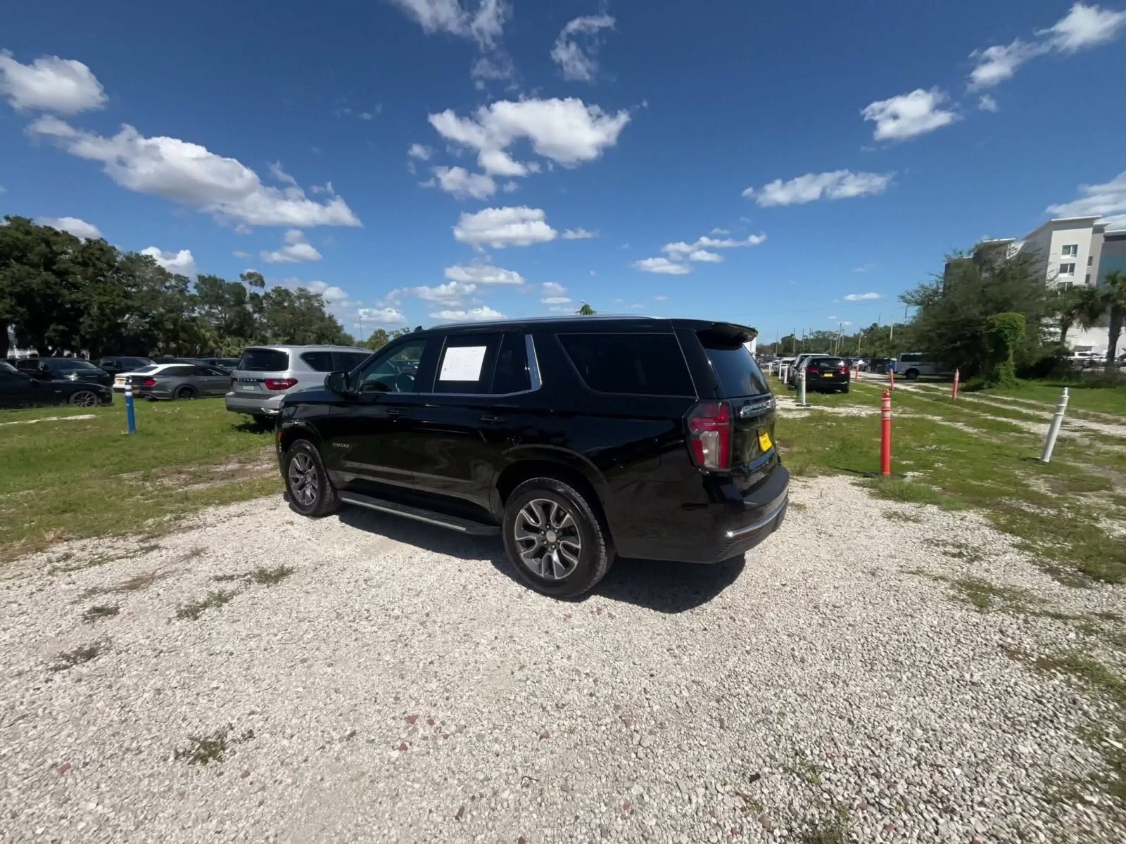 Used 2024 Chevrolet Tahoe LT w/ Luxury Package RWD image 10