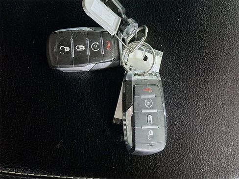 Used 2024 RAM 1500 Laramie image 35