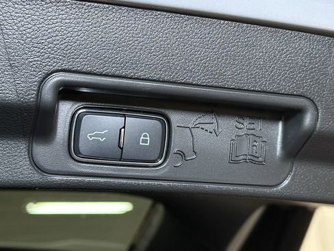 New 2026 Ford Explorer ST-Line image 17