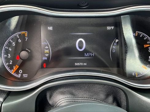 Used 2021 Jeep Grand Cherokee Trailhawk image 19