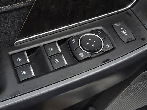 Used 2022 Ford F150 Lariat image 23