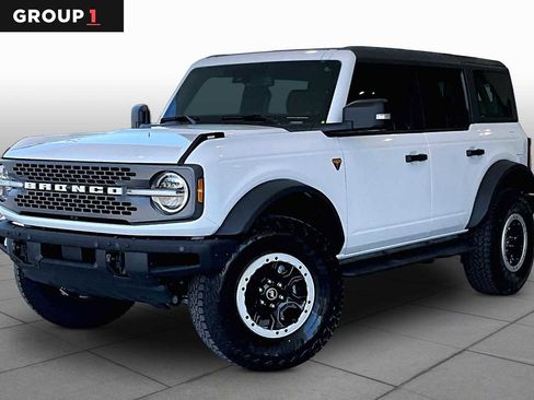 Used 2025 Ford Bronco Badlands AWD/4WD image 1