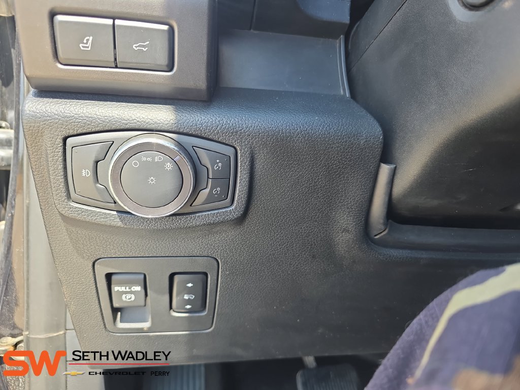 Used 2020 Ford Expedition Limited w/ Equipment Group 302A AWD/4WD image 27