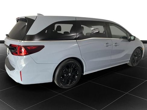 Used 2025 Honda Odyssey Sport-L image 5