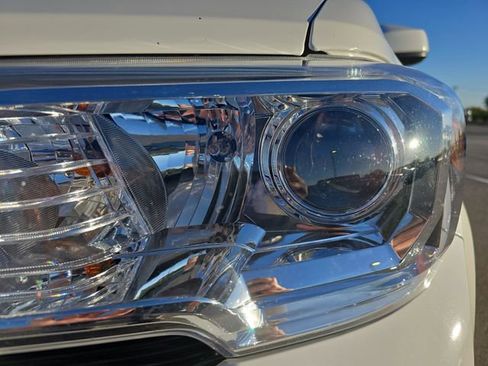 Used 2023 Toyota Tacoma SR5 image 29