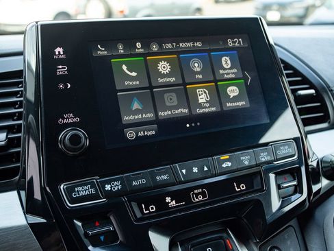 Certified 2024 Honda Odyssey Sport image 28