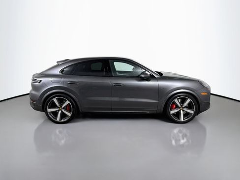 Certified 2024 Porsche Cayenne S AWD/4WD image 8