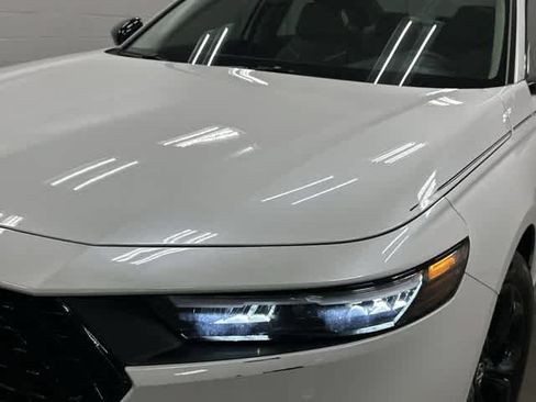 Used 2025 Honda Accord SE image 30