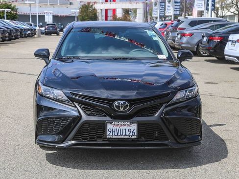 Used 2023 Toyota Camry SE FWD image 2