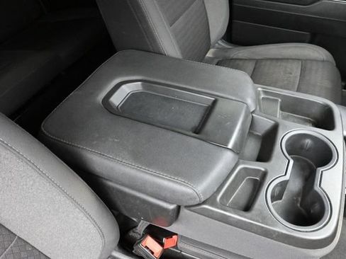 Used 2023 Chevrolet Silverado 1500 LT AWD/4WD image 35