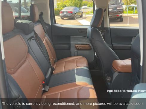 Used 2023 Ford Maverick Lariat w/ Lariat Luxury Package FWD image 15