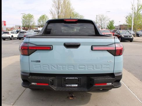 Used 2024 Hyundai Santa Cruz SE AWD/4WD image 8
