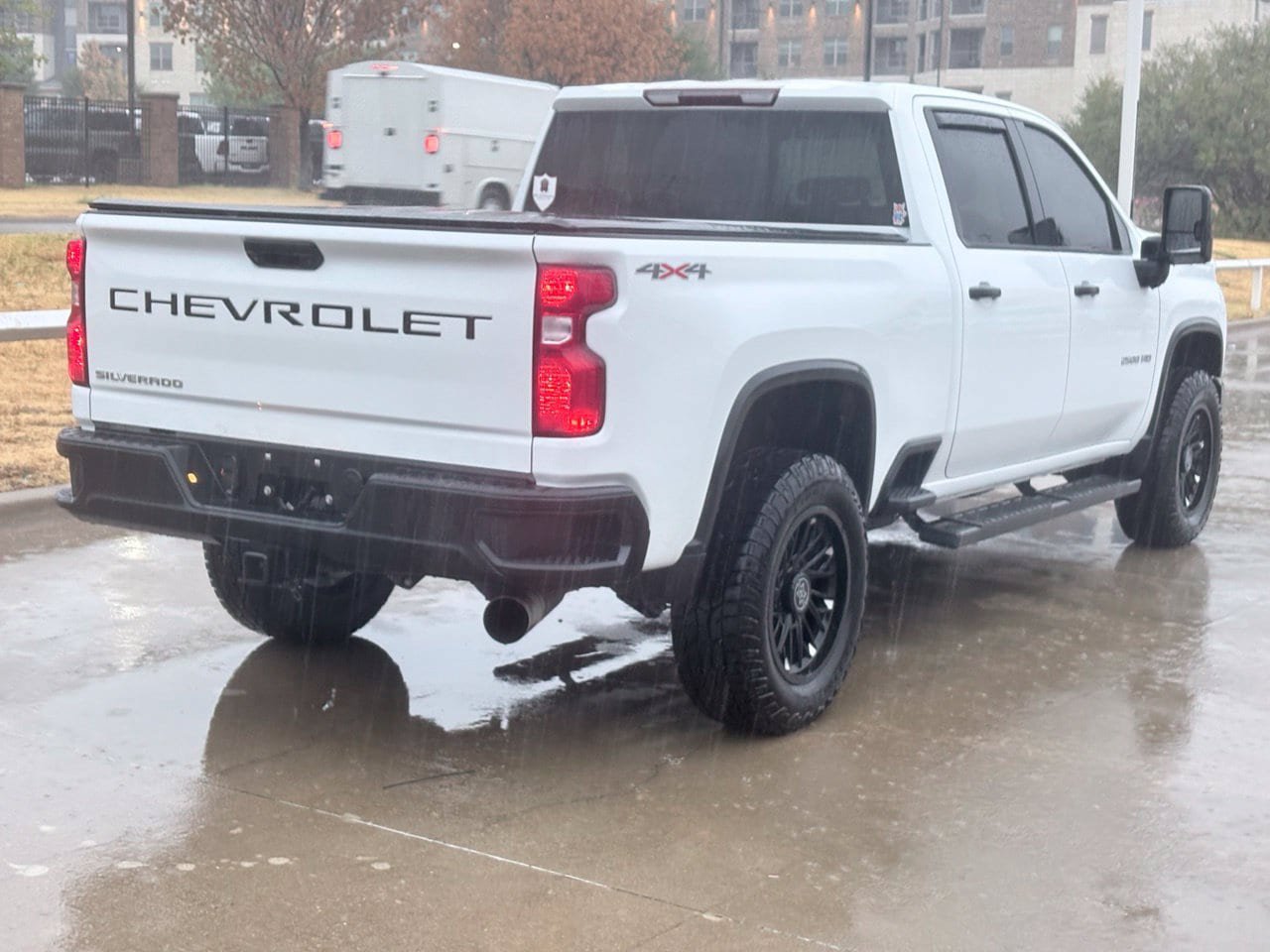 Used 2024 Chevrolet Silverado 2500 W/T AWD/4WD image 4