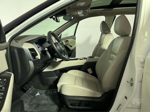 Certified 2023 Nissan Rogue SL AWD/4WD image 22