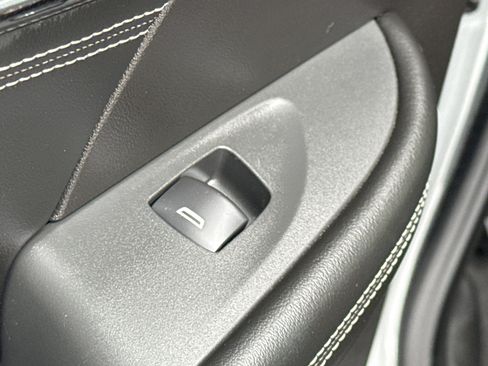 Used 2023 Buick Envision Preferred w/ Sport Touring Package image 31