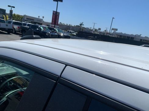 Used 2025 Chevrolet Silverado 2500 LT w/ Convenience Package image 9